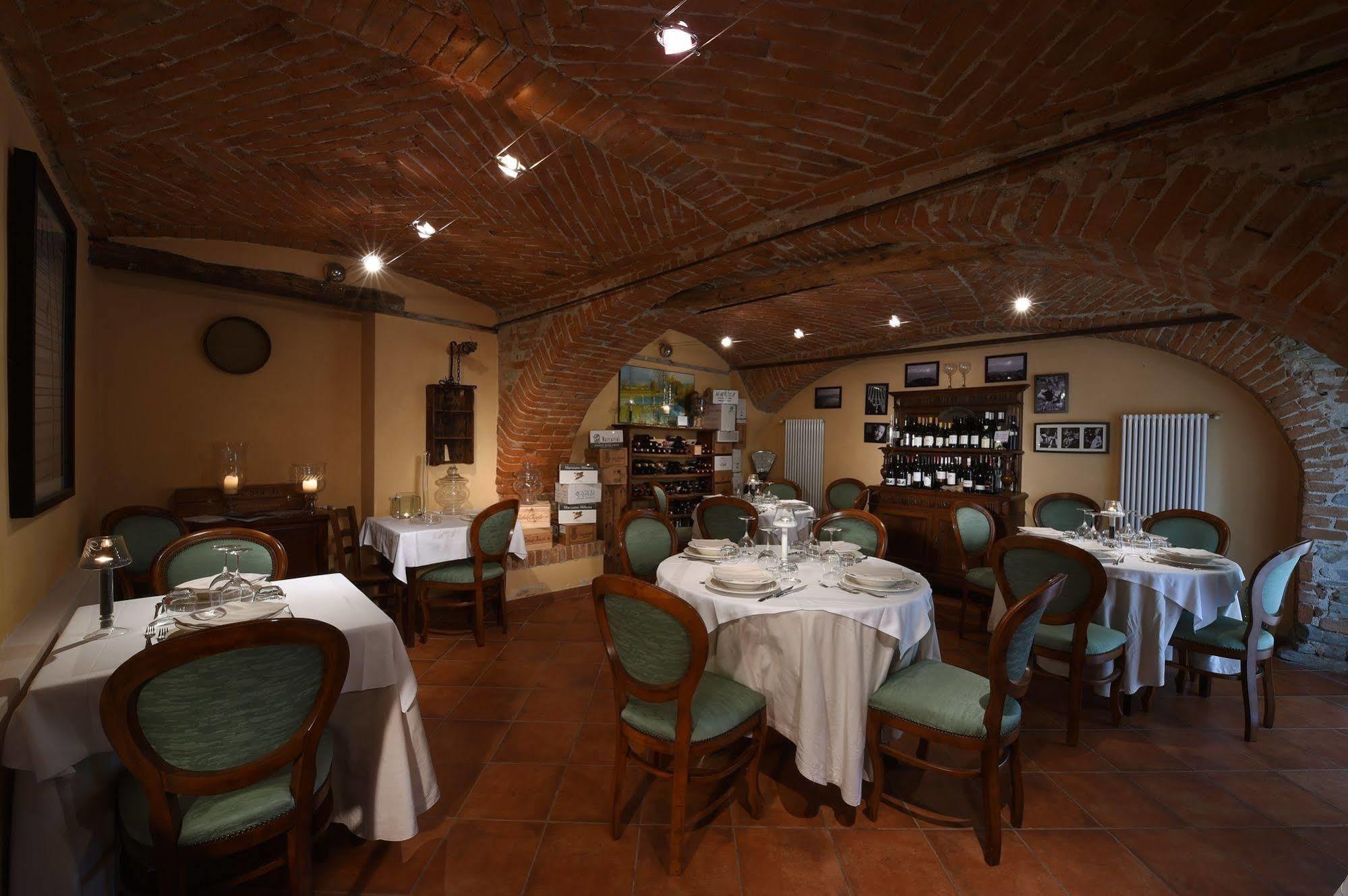 Agriturismo San Martino Clavesana المظهر الخارجي الصورة