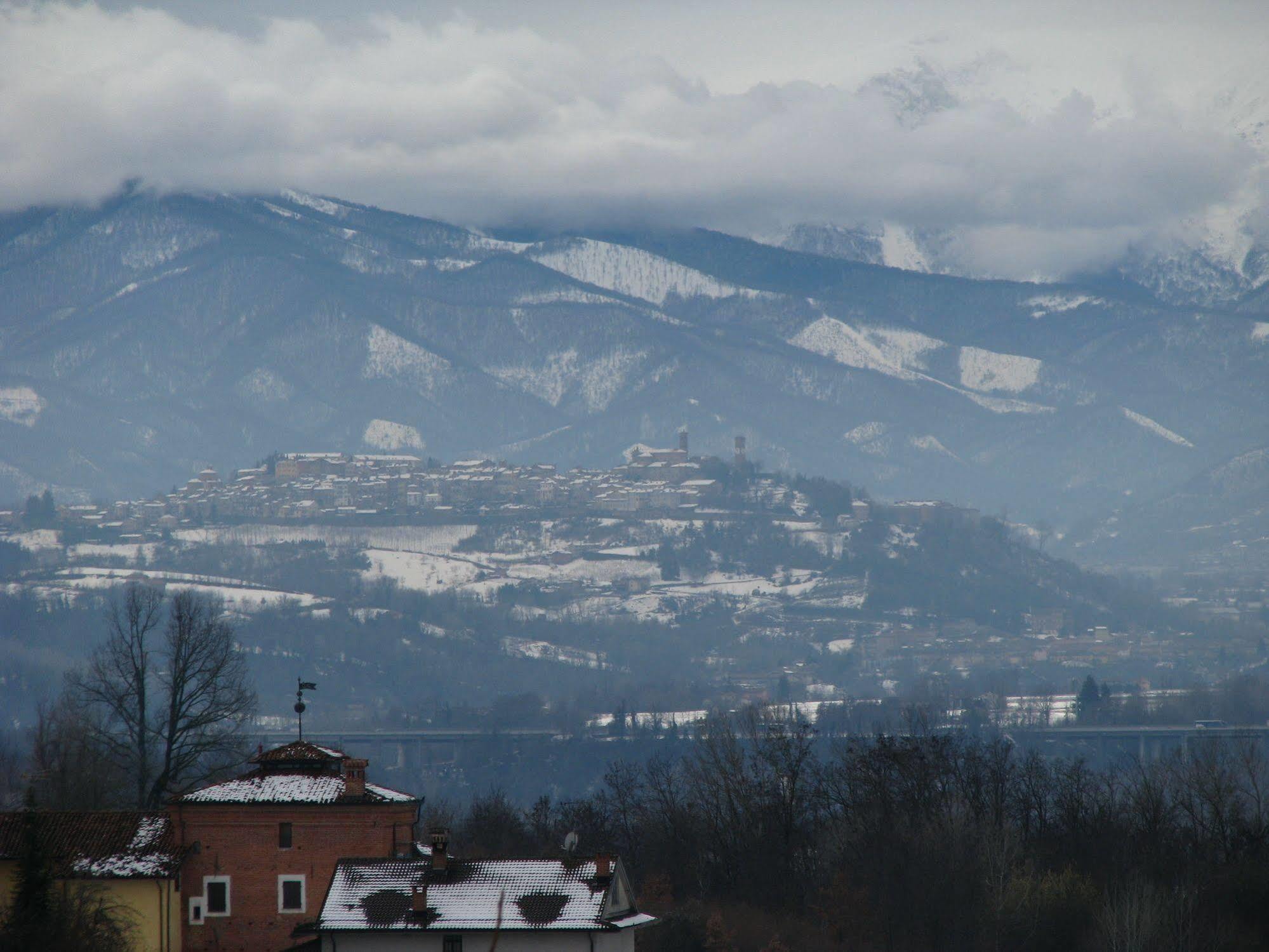 Agriturismo San Martino Clavesana المظهر الخارجي الصورة